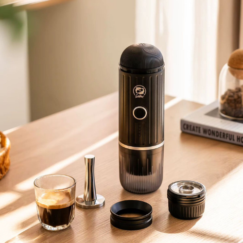 Cafetera Portátil Italiana – Prepara Espresso Auténtico en Cualquier Lugar
